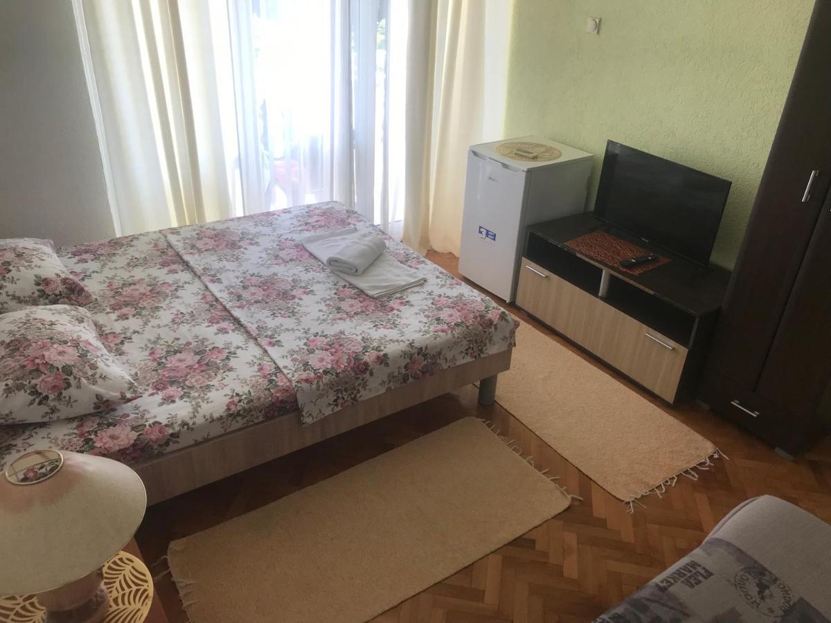Tina Rooms Ulcinj Exteriör bild