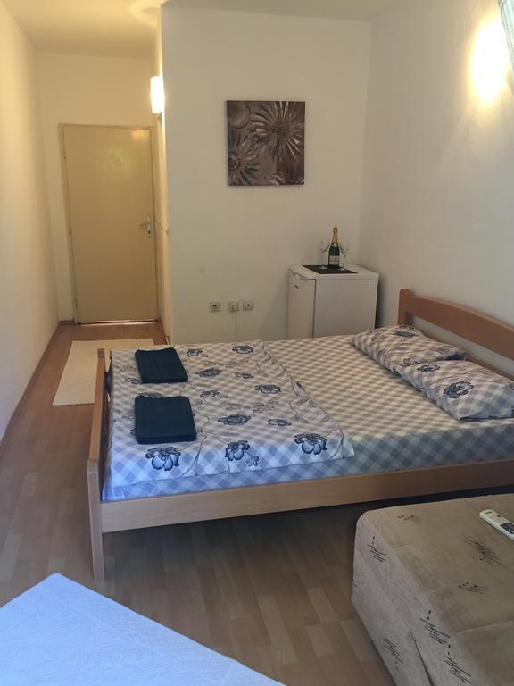 Tina Rooms Ulcinj Exteriör bild